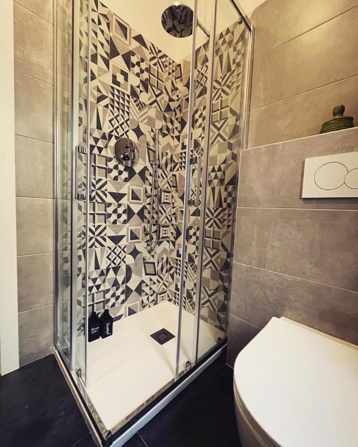 Giostra Studio Flat Триест Экстерьер фото